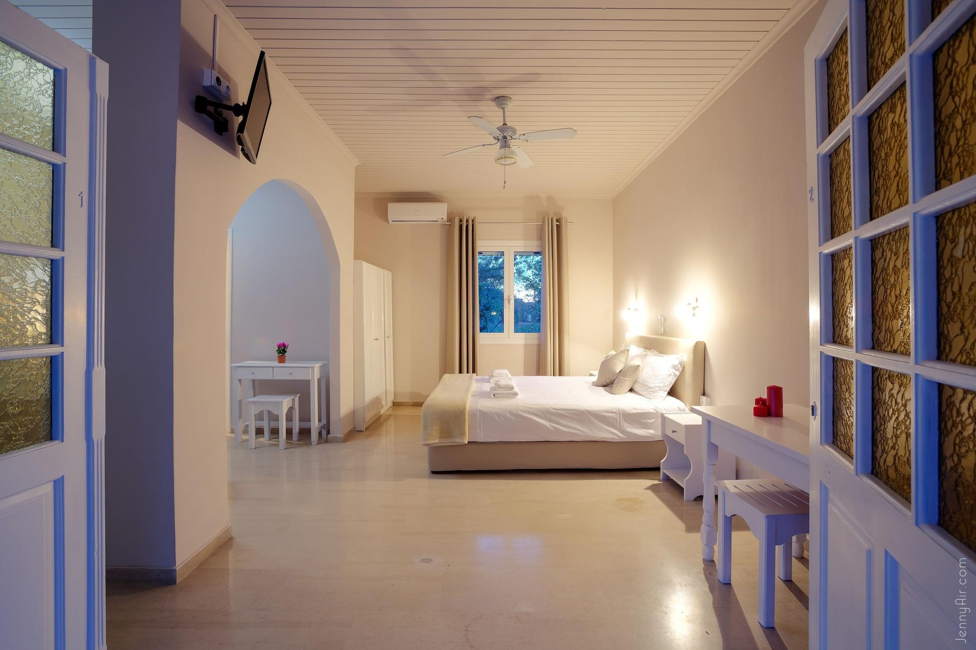Paradise Village 2* Roda (Corfu)