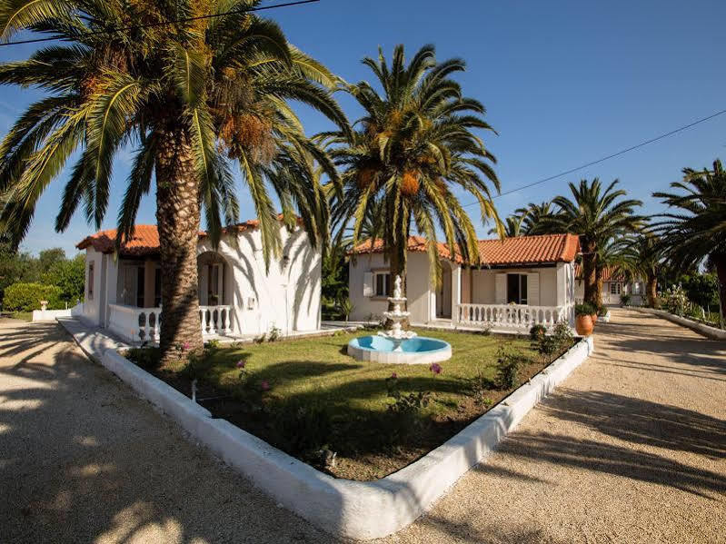 Paradise Village Aparthotel 2*